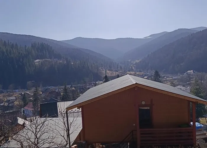 у андрія Yaremche